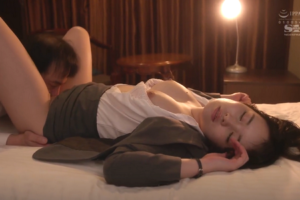 Hình sex hiếp dâm nữ nhân viên Suzu Aihou bím xinh